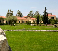 Paleros garden village resort